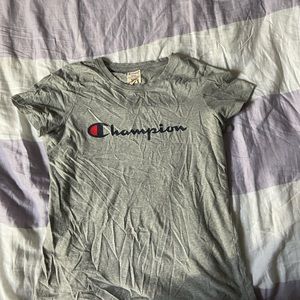 Men’s Small Champion T-shirt
